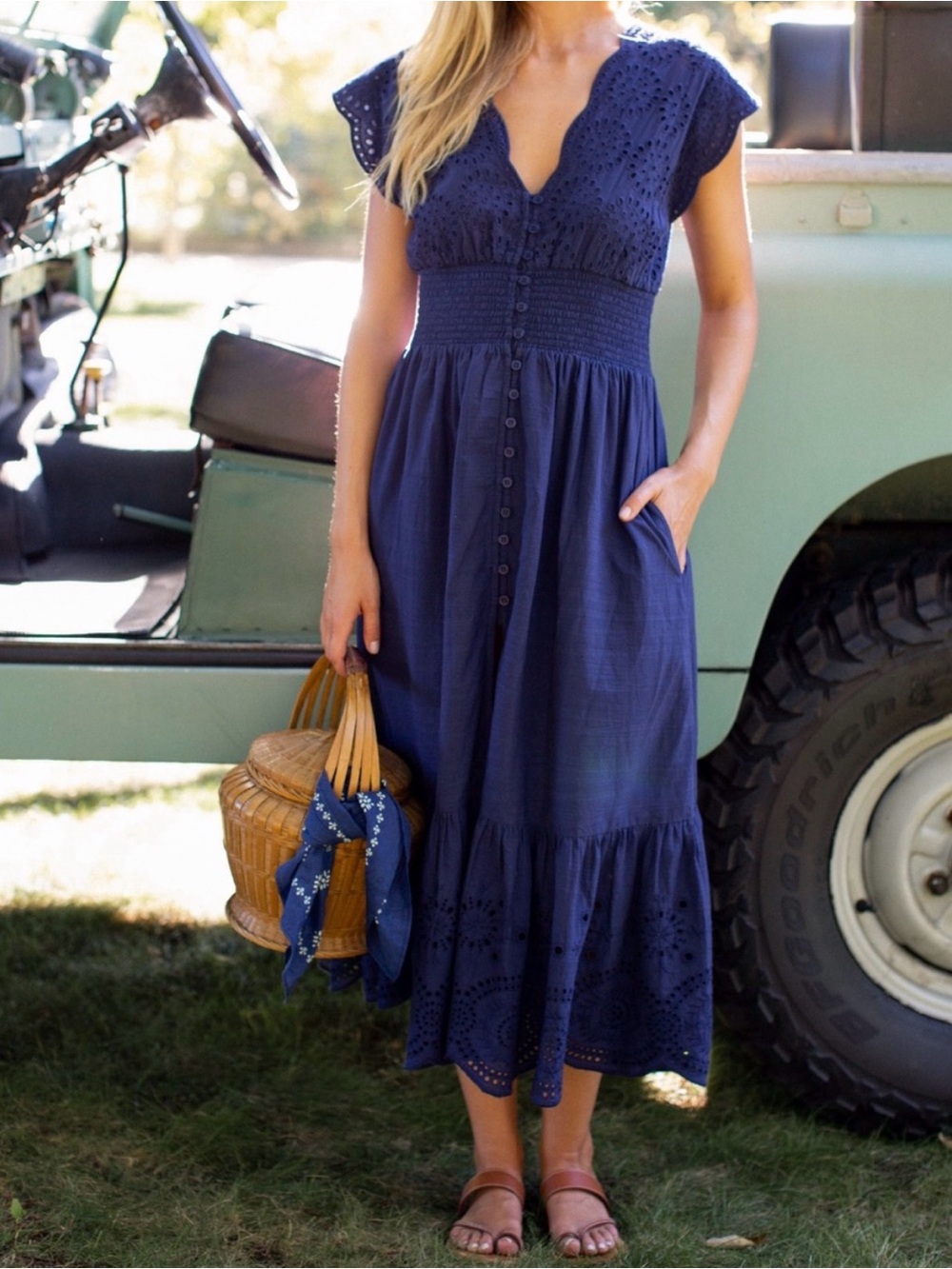 Fiona Dress in Navy Denim Eyelet, Size Small, NWT! - Picture 2 of 9